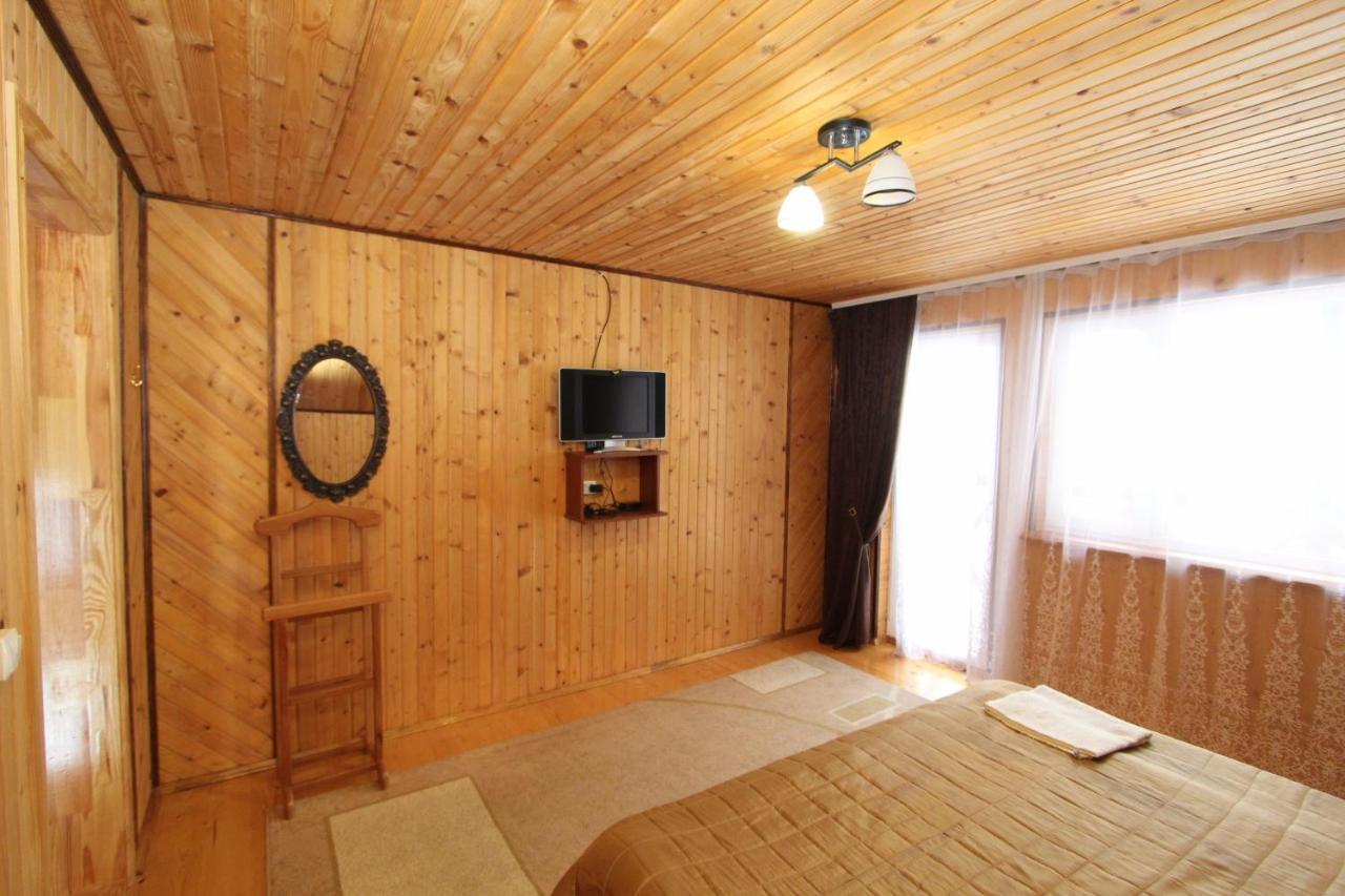 Багрівчанка Apartment Yaremche Bagian luar foto