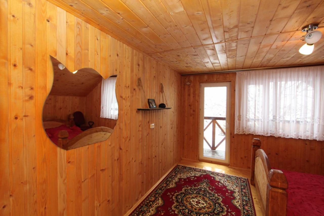 Багрівчанка Apartment Yaremche Bagian luar foto